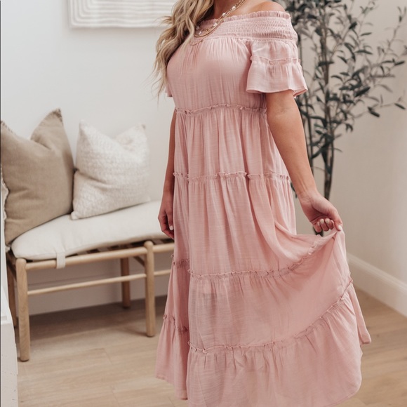 Olivia Tiered Dress - Picture 5 of 7